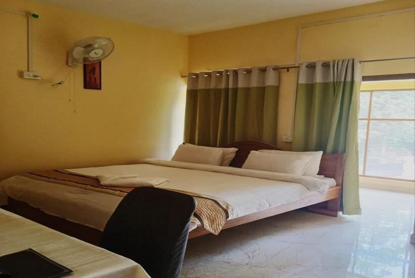 Hotel Shoolin Wood Hatikhuli Esterno foto